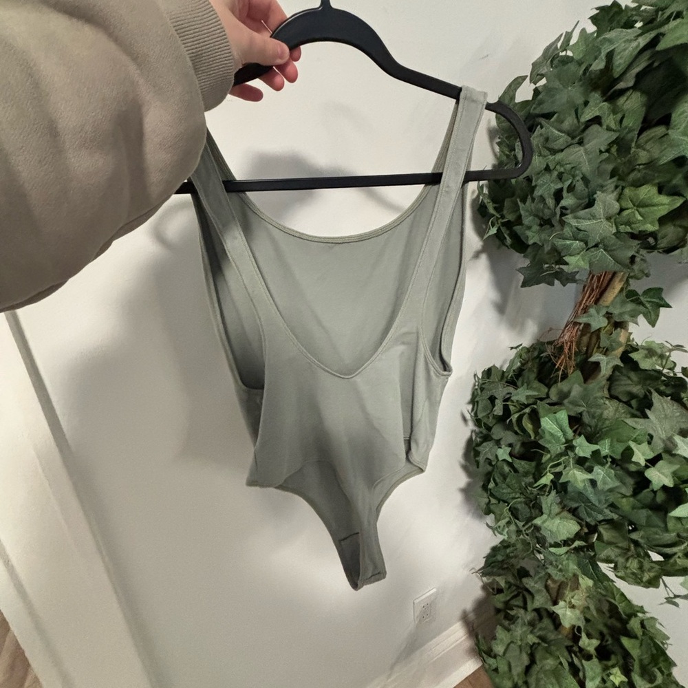 Skims body suitBodysuit